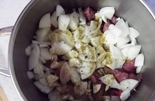 Düdüklüde Güveç Tarifi ve Malzemeleri